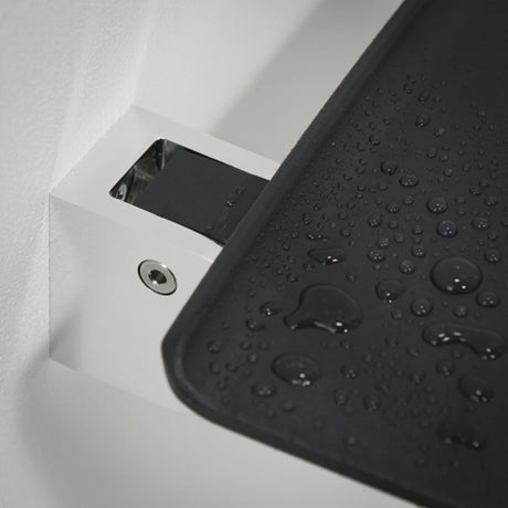 close up of the hinge